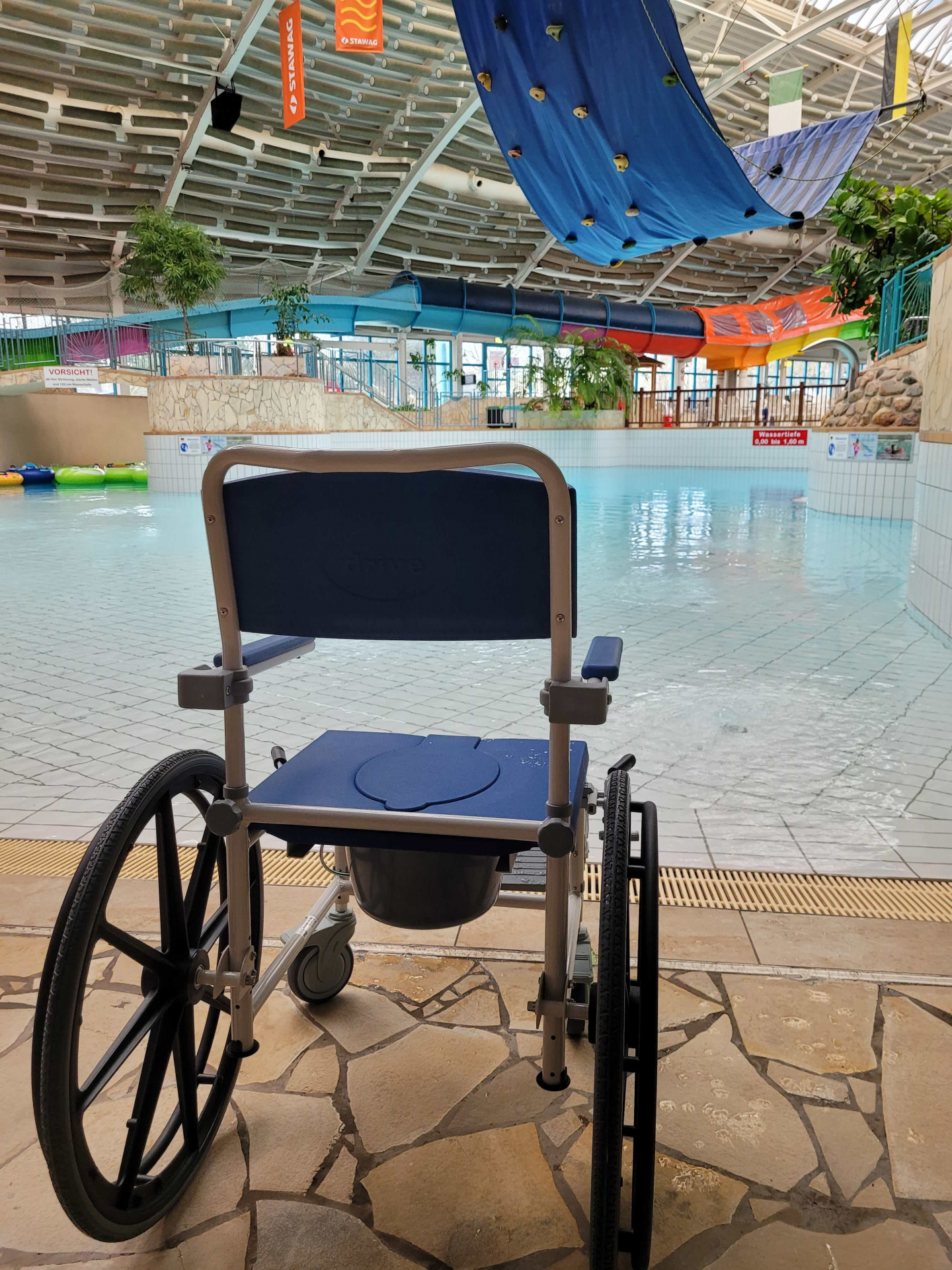 Barrierefreier Zugang im AQUANA
